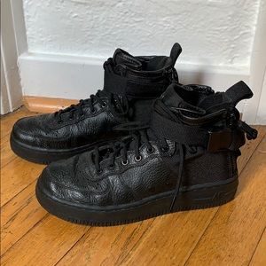 nike sf air force 1 mid triple black